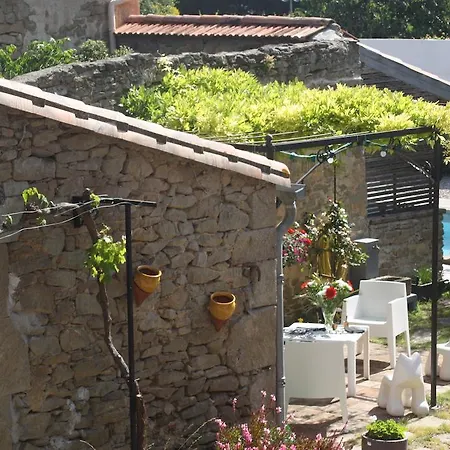 D'hotes La Pierrerie Bed & Breakfast 3*