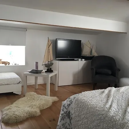 D'hotes La Pierrerie 3*